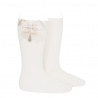 Chaussettes hautes coton avec noeud latéral CREME