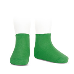 Elastic cotton ankle socks...