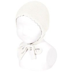 Bonnet classique au point...