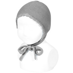 Bonnet classique au point...