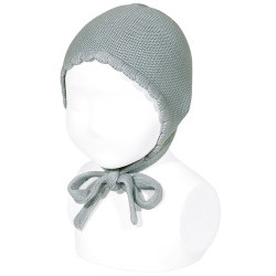 Bonnet classique au point...