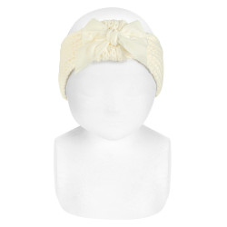 Turbante in punto inglese...
