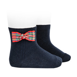 Calcetines con lazo cuadro...