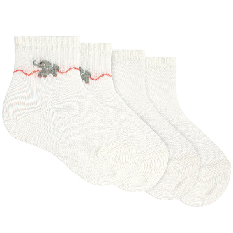 Pack: 1 pair plain short socks + 1 pairelephant