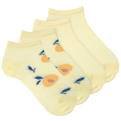 Pack: 1 pair plain trainer...