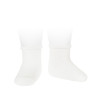 Short socks with patterned cuff