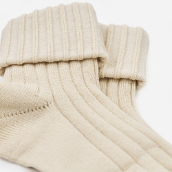 Meias caneladas com punho...