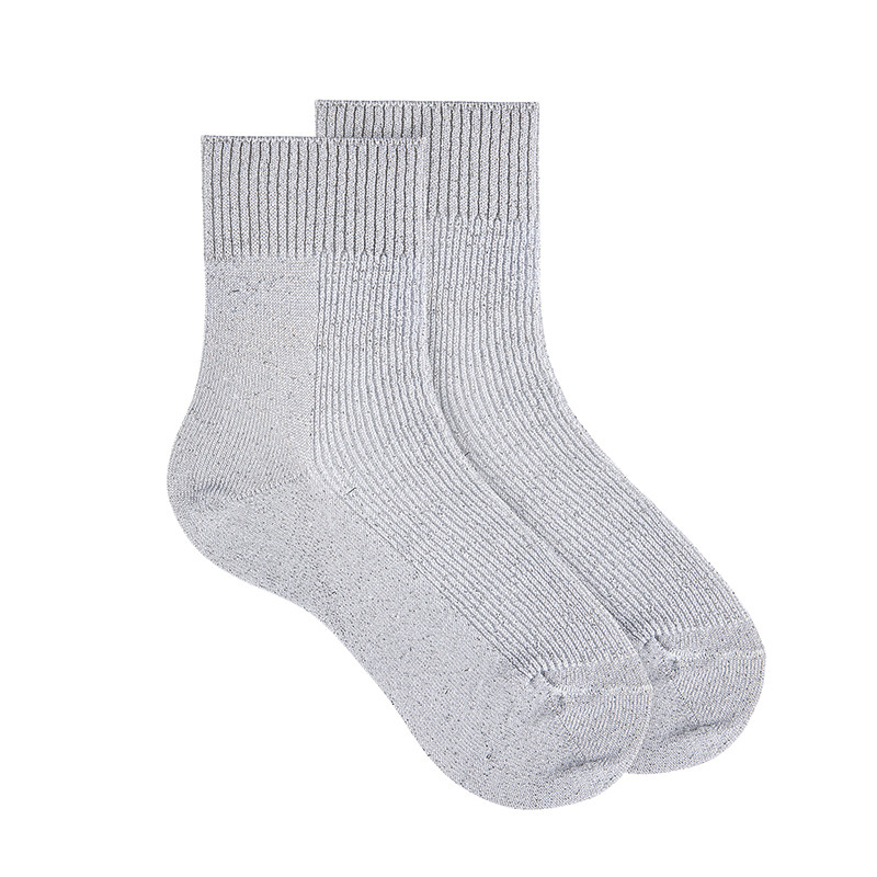 Chaussettes côtelées avec fil métallisé