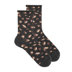 Animal print fancy woman...