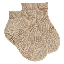 Dotted non-slip ankle socks...
