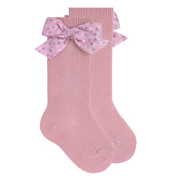 Meias altas com laço flor...