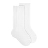 Calcetines altos con labrado lateral